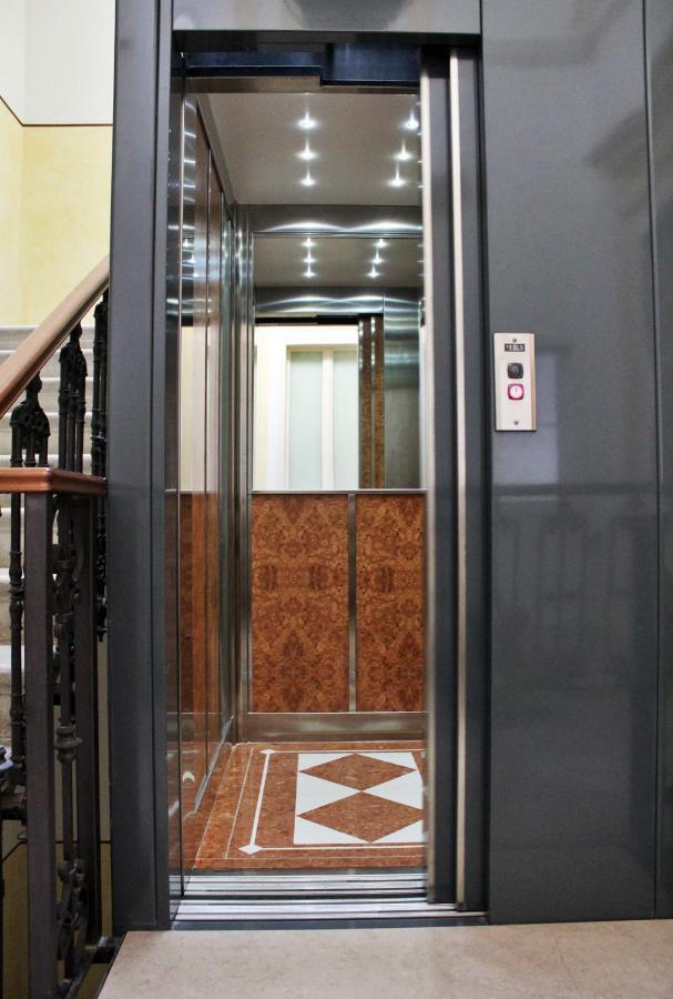 トラーニ Dimora De Brado Bed & Breakfast エクステリア 写真