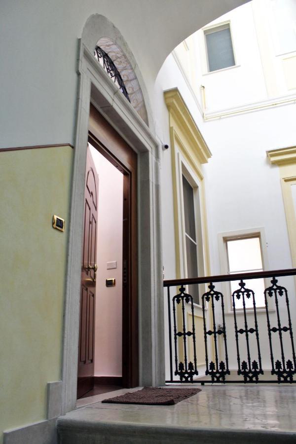 トラーニ Dimora De Brado Bed & Breakfast エクステリア 写真